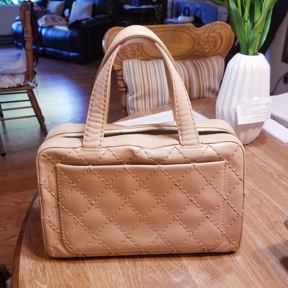 Auth Chanel Wild Stitch Handbag - Picture 3 of 8